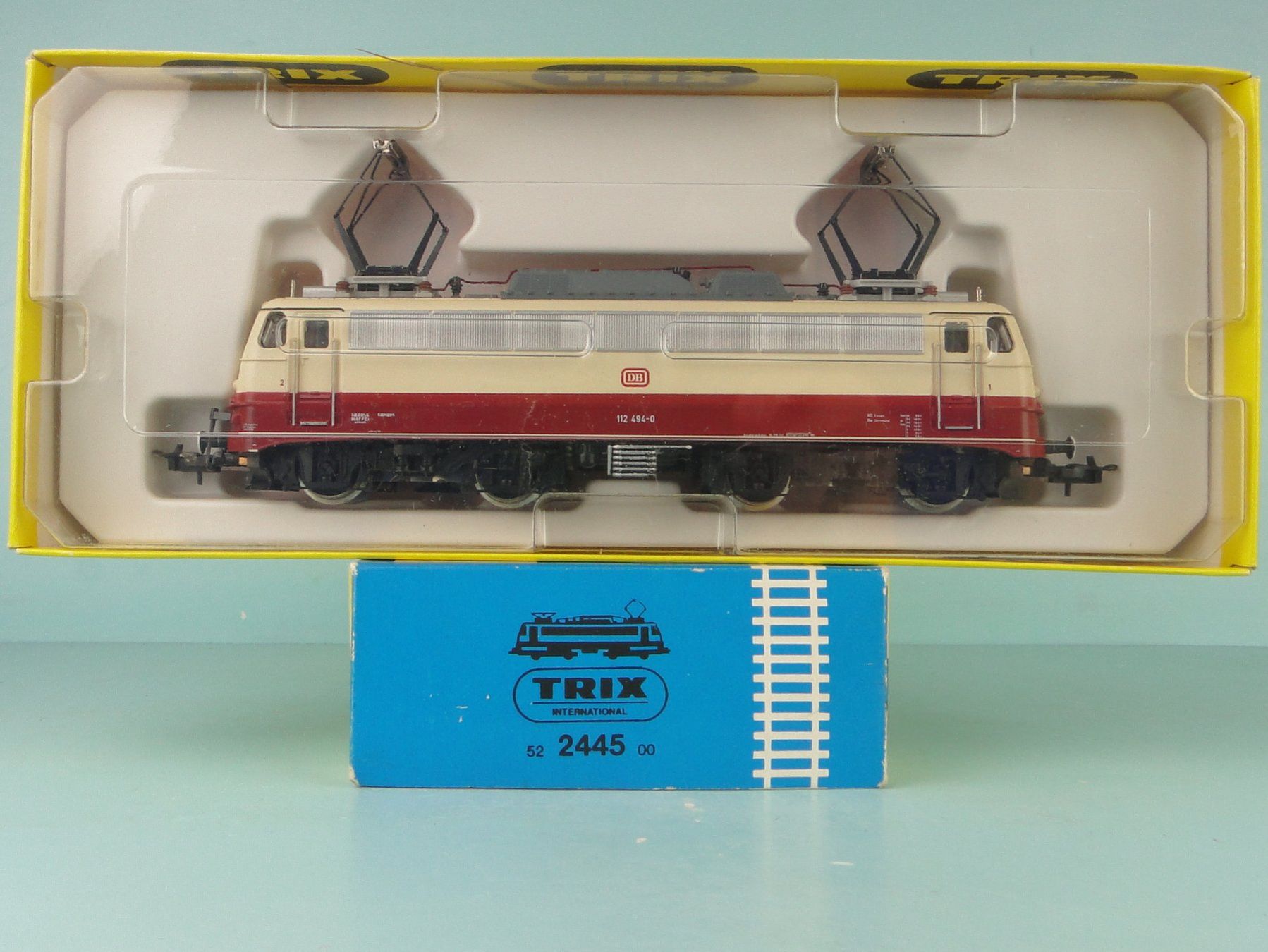 Trix Modellini di ferrovie: Trix 52 2445 00 H0 DC E-Lok BR 112 – Usato da Bülach venduto da cann11