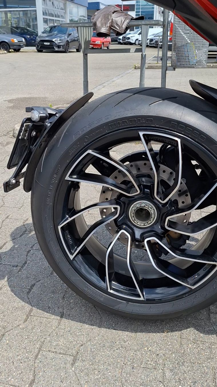 Strada: ducati diavel s – Usato da Selzach venduto da gavra01 7