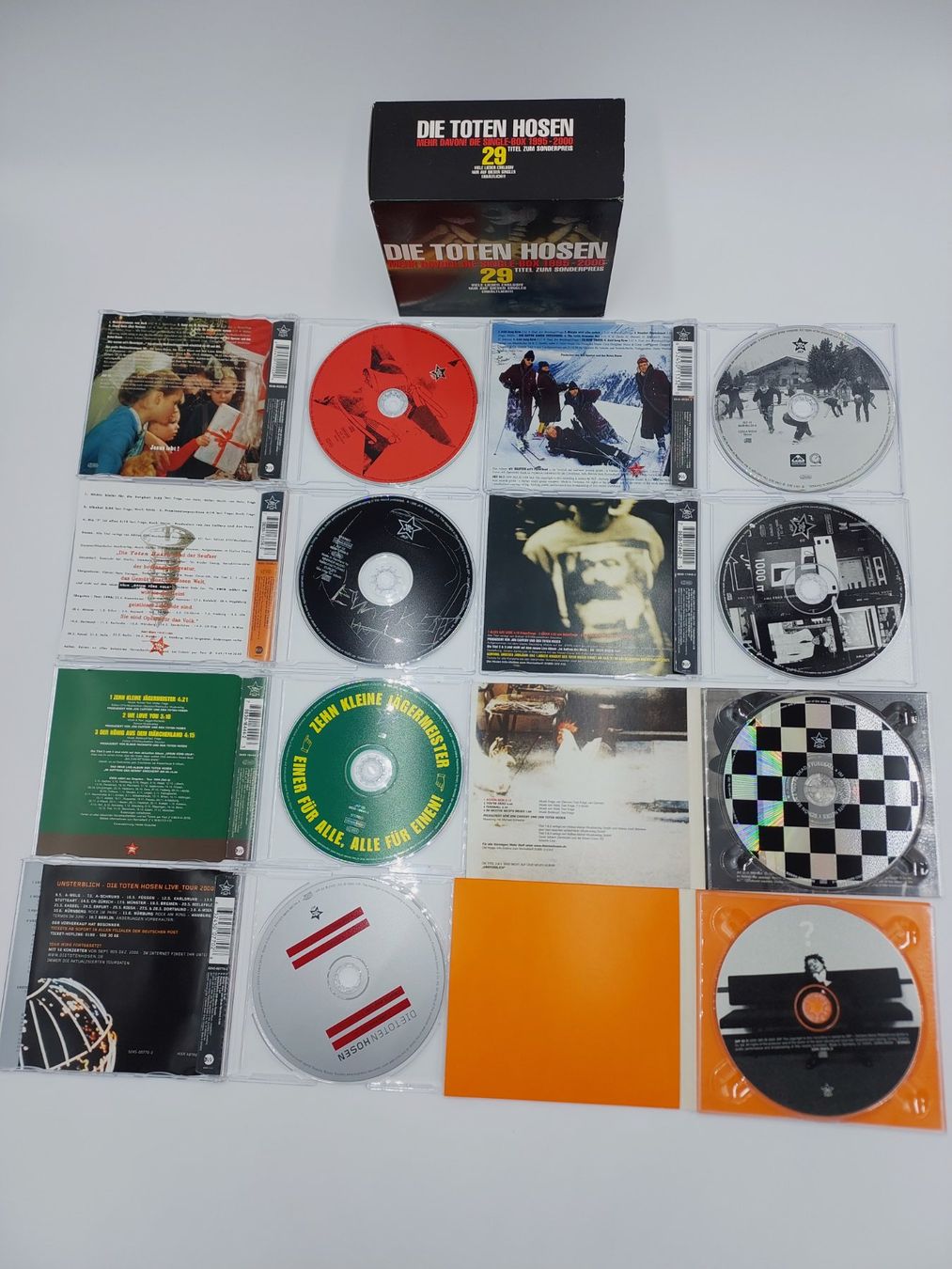 CD: Die Toten Hosen 8 CDs Box, 1995-2000 – Usato da Wil SG venduto da Donaldus 5