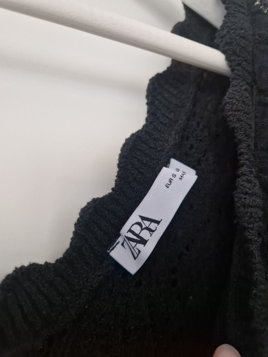 Zara Top: Neu - Zara schwarzes Top, Gr. S – Nuovo (secondo la descrizione) da Fislisbach venduto da mgr_yy8b 1