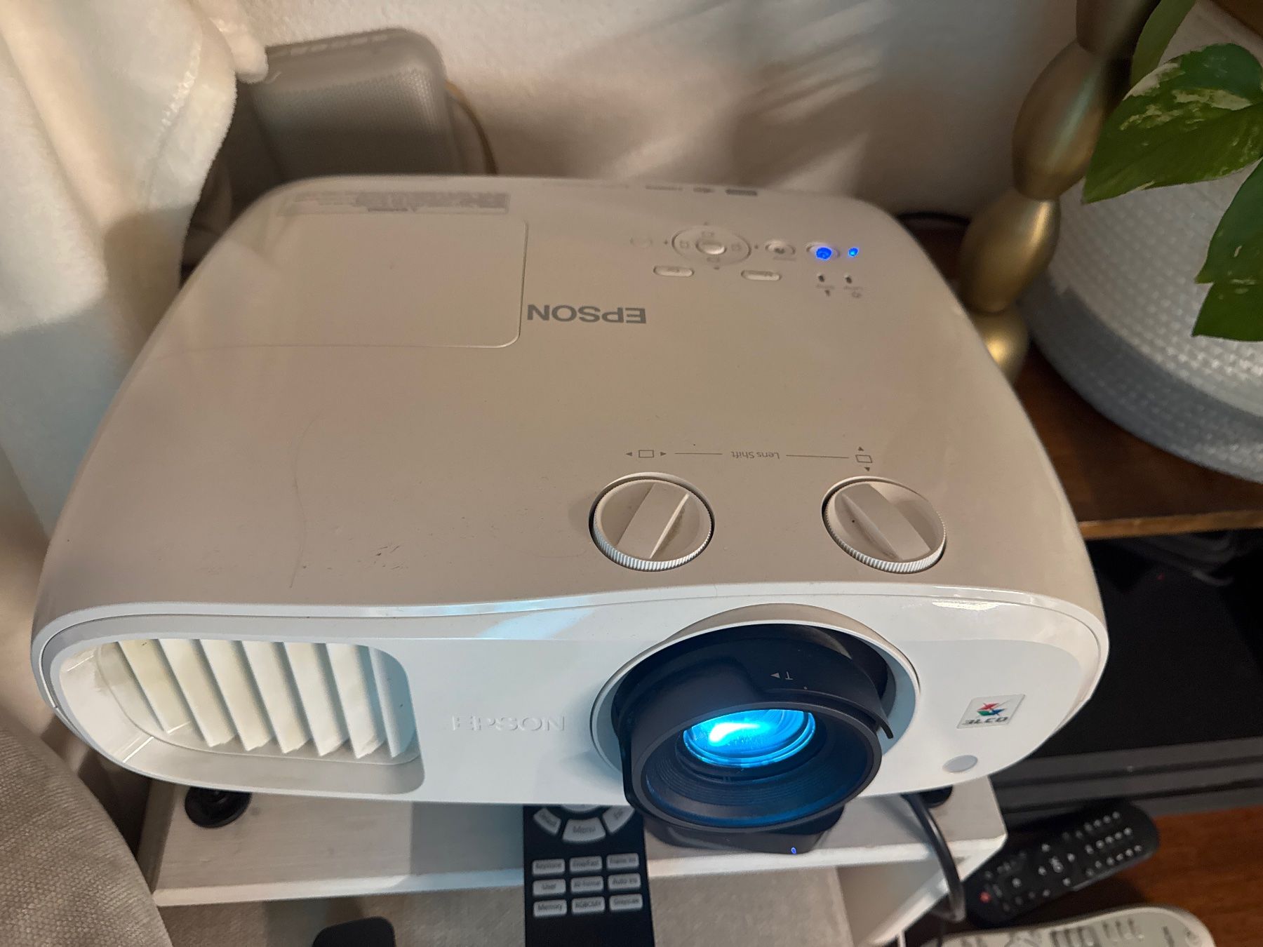 Epson Proiettori: Epson EH-TW7000 Home Projector – Usato da kloten venduto da Jean0077