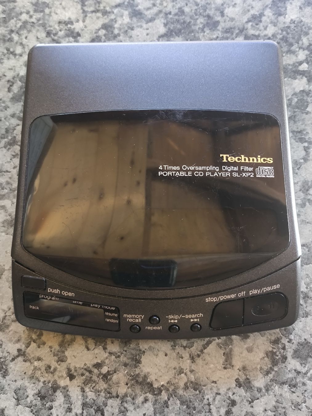 Lecteur media portable: Discman Techcics SL-XP2 Portable CD Player – D'occasion à Scuol par Pisoc2019