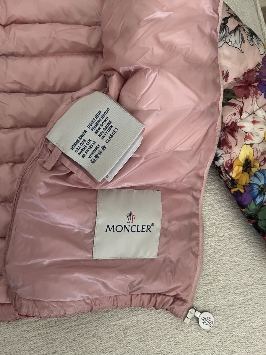Moncler Giacche & Cappotti: Moncler veste fille 8 ans – Usato da Genève venduto da VManic 1