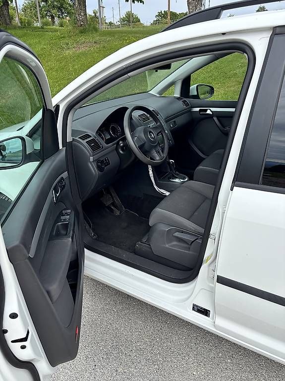 VW Automobili: VW Touran 1.6TDI – Difettoso da Ueberstorf venduto da sma_byy9 2