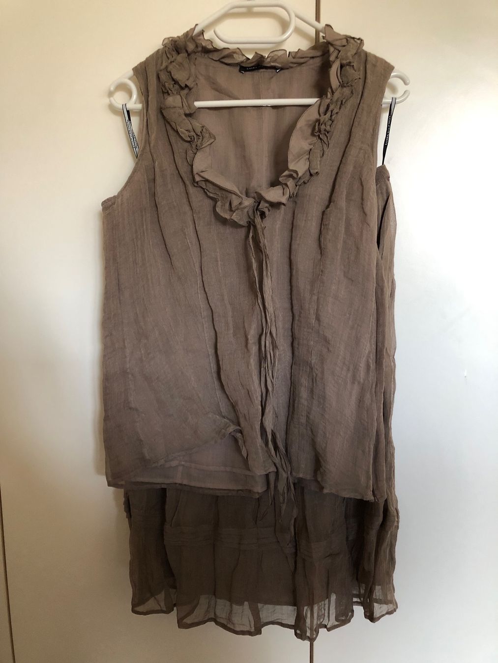 Costumi: Kostüm braun Luisa Cerano 38 – Usato da Oberglatt ZH venduto da jul_nhy7 1