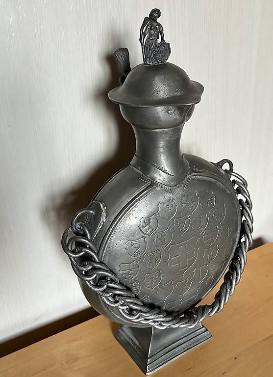 Caraffe: Channe en étain exceptionnelle "Confédération Suisse" – Usato da Etoy venduto da v1marianne