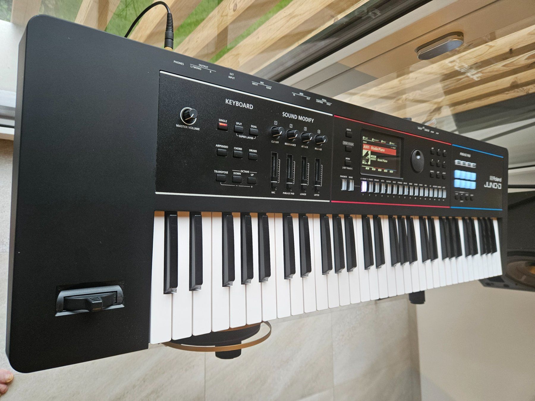 Roland Strumenti musicali: Roland Juno D – Nuovo (secondo la descrizione) da Ulmiz venduto da Dirix 3
