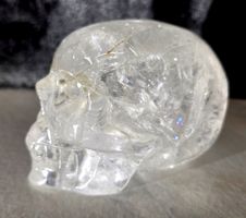 Klarer Bergkristall Schädel 355g