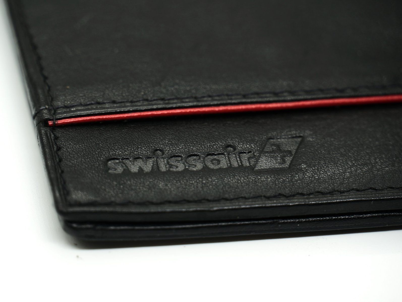 Autres vêtements & accessoires: Swissair Schwarze Leder Etui – D'occasion à Rüti ZH par Restwert_Rueti_ZH 9