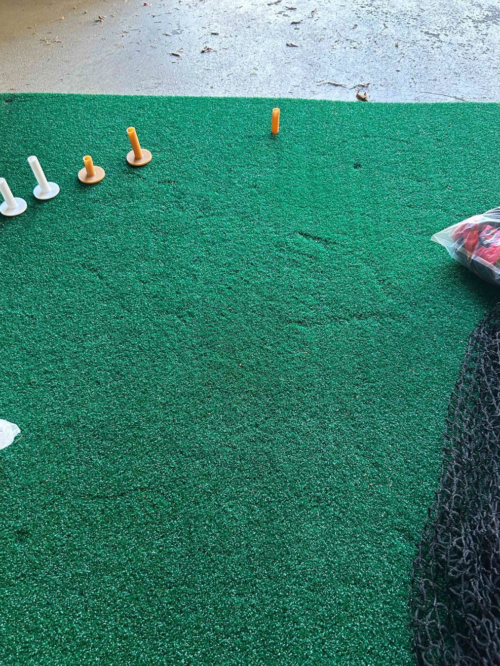 Bodenmatten: Golf Abschlagsmatte 150 x 150cm mit Bällen & Tees – Gebraucht aus Oberengstringen von wilo14 6