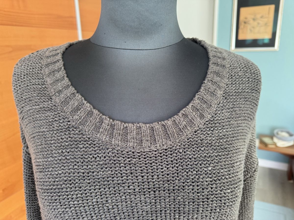 Pullover & Sweatshirts: Lässiger Pullover  /Via  Appia /  trendiges  Grau. Gr.40 – Neu (gemäss Beschreibung) aus Morschach von jeanhenrifabre