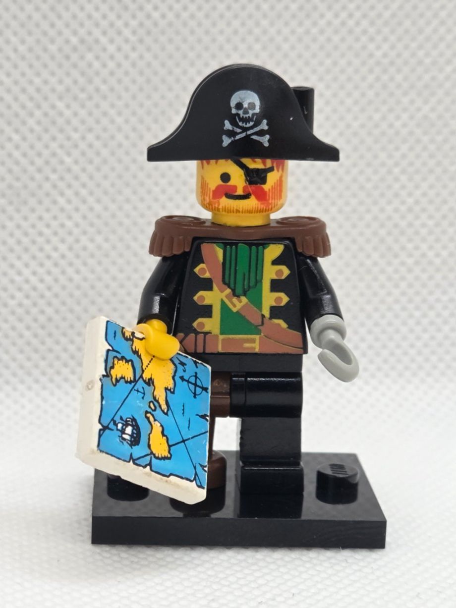 Lego Baukästen: LEGO Pirates pi055 Captain Red Beard (Captain Roger) + Map – Gebraucht aus Basadingen von tot_59zf