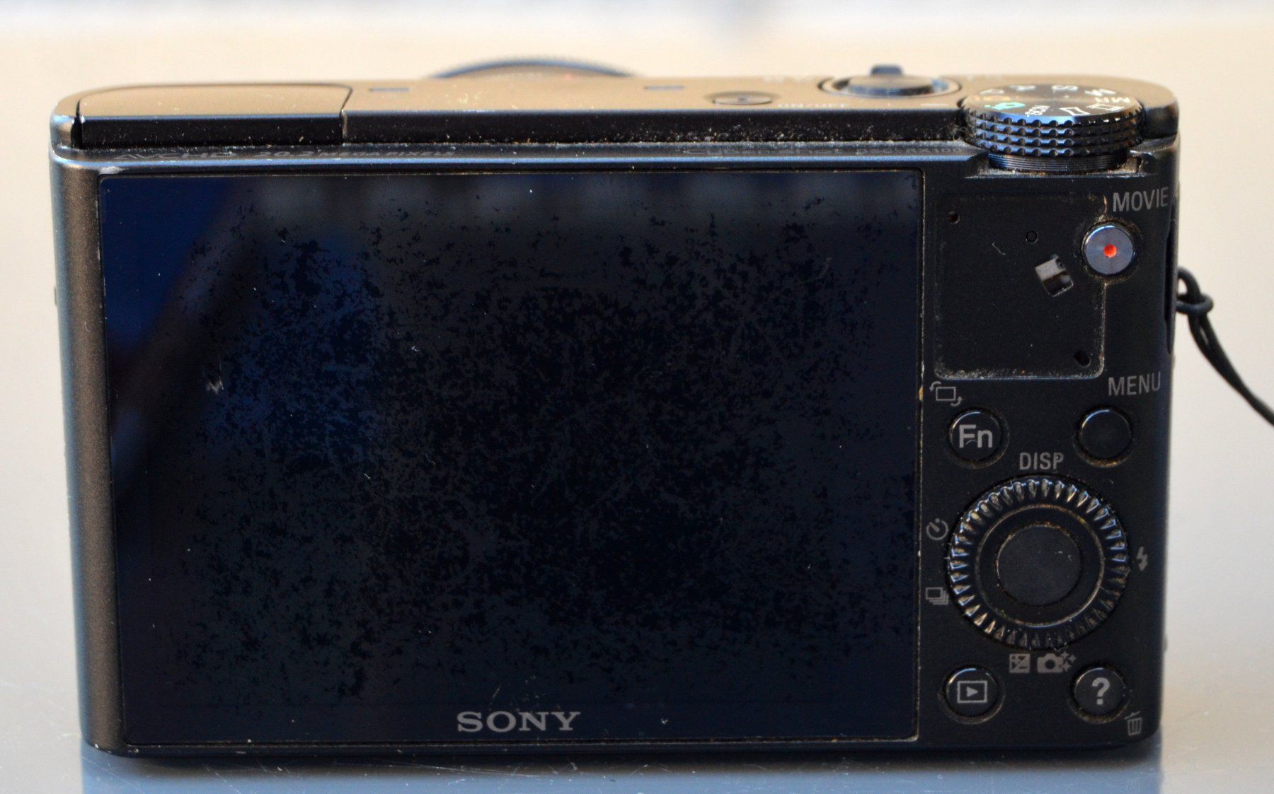 Sony Fotocamera: Digitalkamera Sony DSC RX100 – Difettoso da Collonges venduto da arashee 4