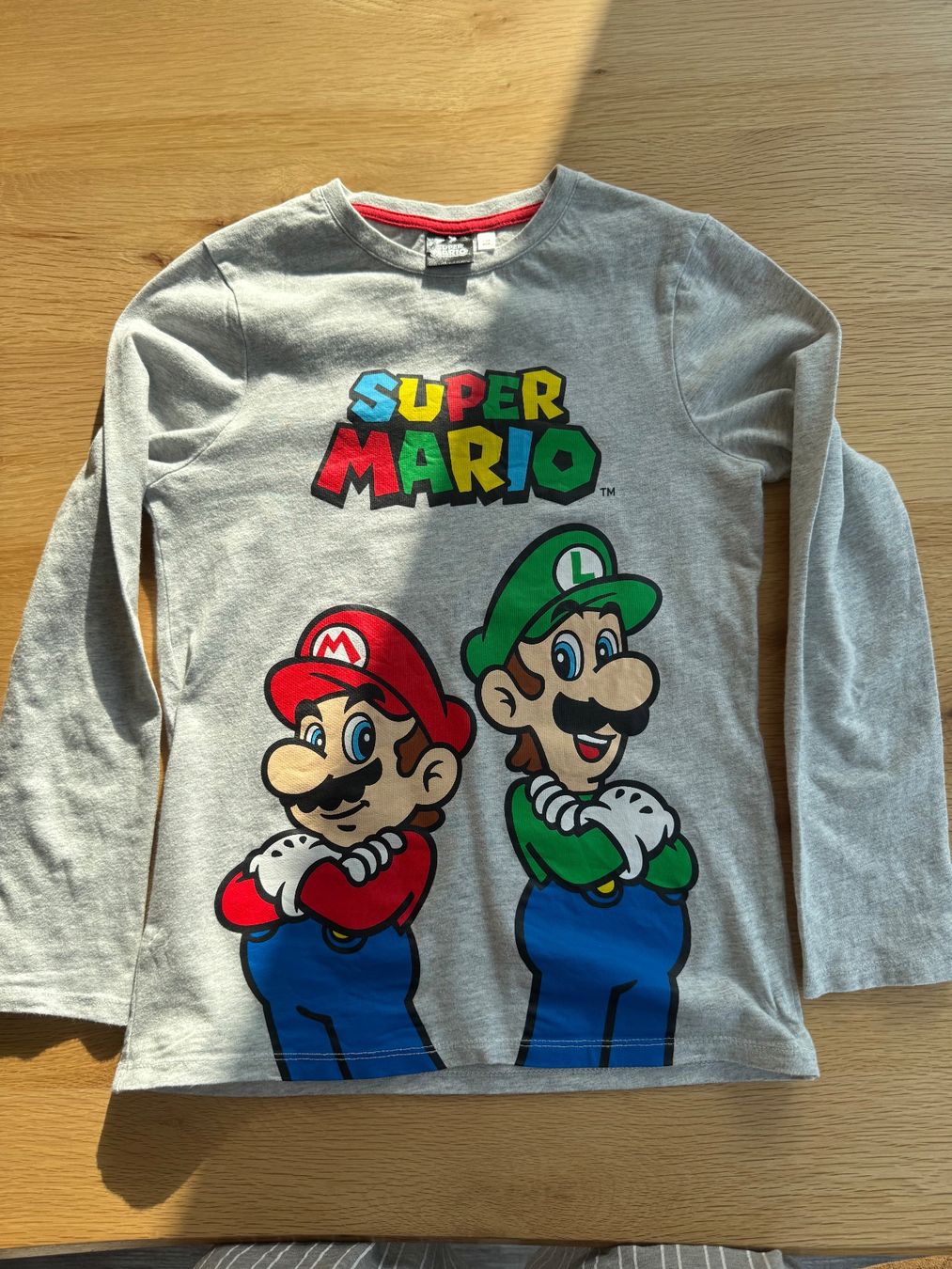 Maglioni & Felpe: Sweatshirt Super Mario – Usato da Trun venduto da Rrogerb