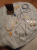 lot bijoux diverses 