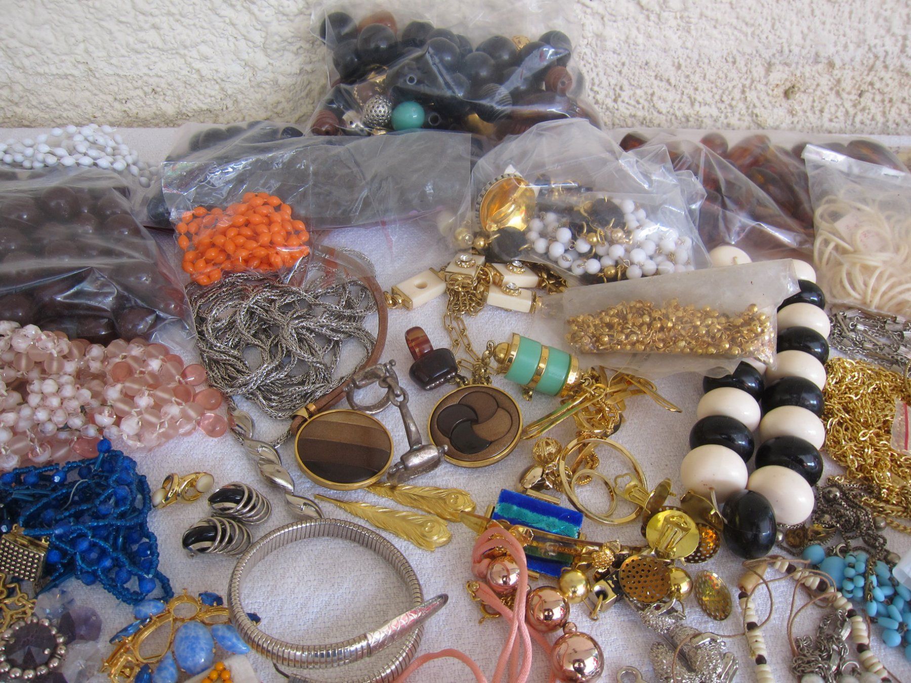 Altri gioielli: Modeschmuck Lot 2 zum basteln – Difettoso da Regensdorf venduto da Eri8057 8