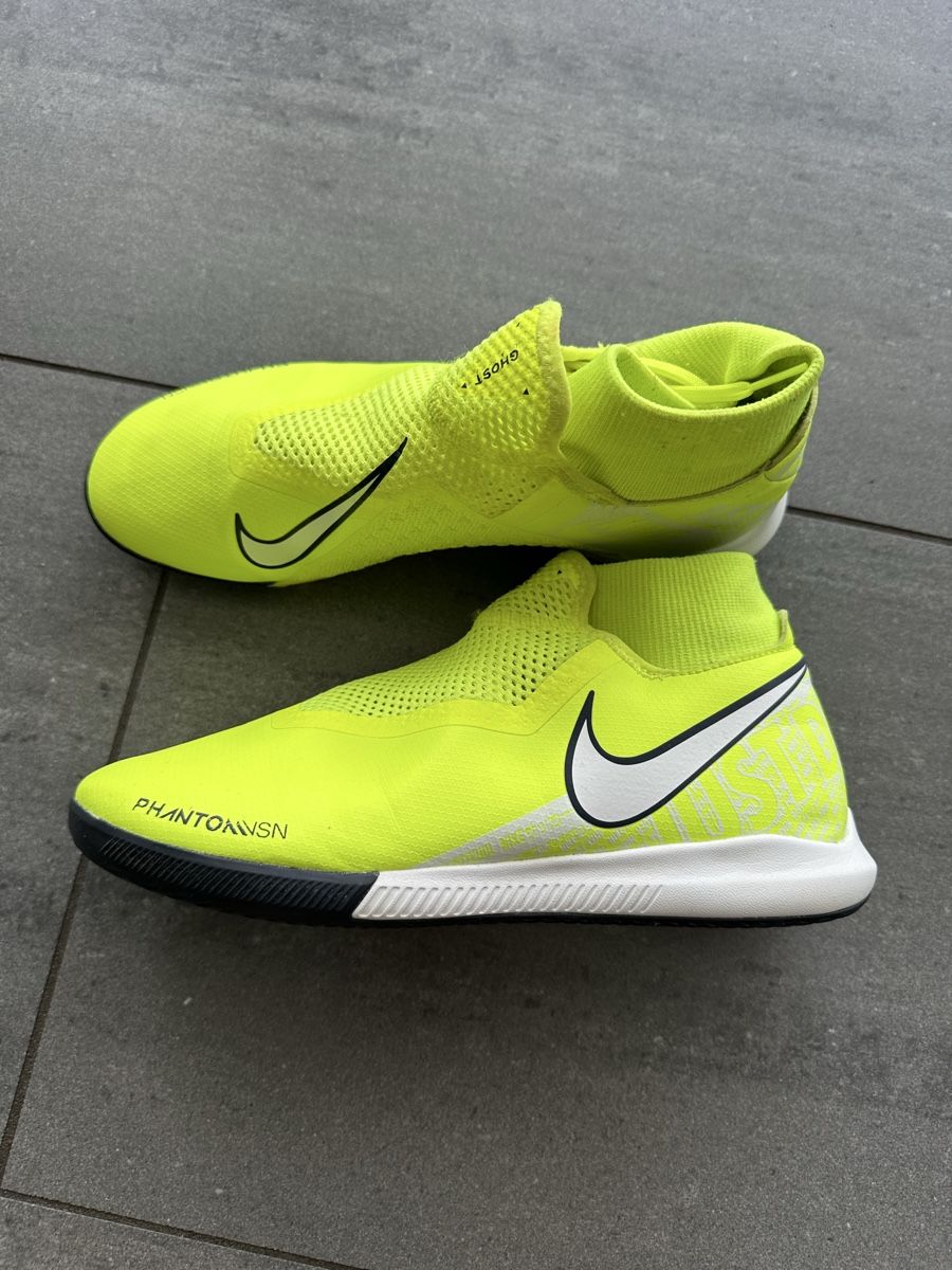 Scarpe da uomo: Chaussures foot Nike PhantomVSN indoor – Usato da kriens venduto da mAgmAx.