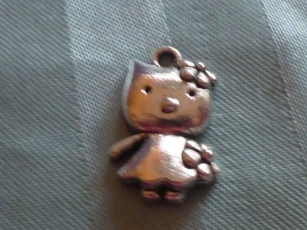 Ciondoli: 15 Anhänger Hello Kitty Tibetsilber – Nuovo (secondo la descrizione) da Hinwil venduto da Glasperlen 2