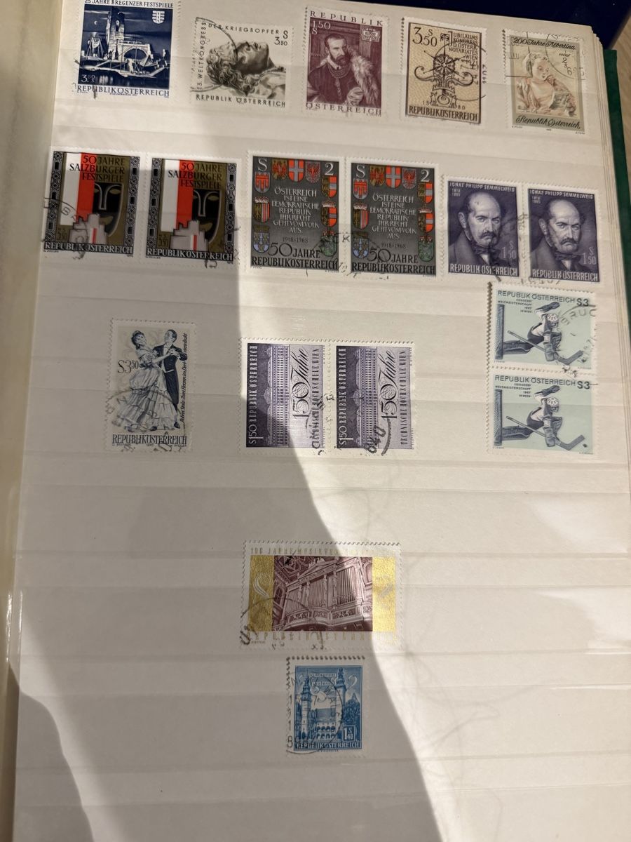 Tutti i francobolli: Stamp Album with Various Countries – Usato da La Tour-de-Peilz venduto da HOTMI00 1