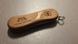 Victorinox Sigital Hunter Holz Evo Delemont Sackmesser