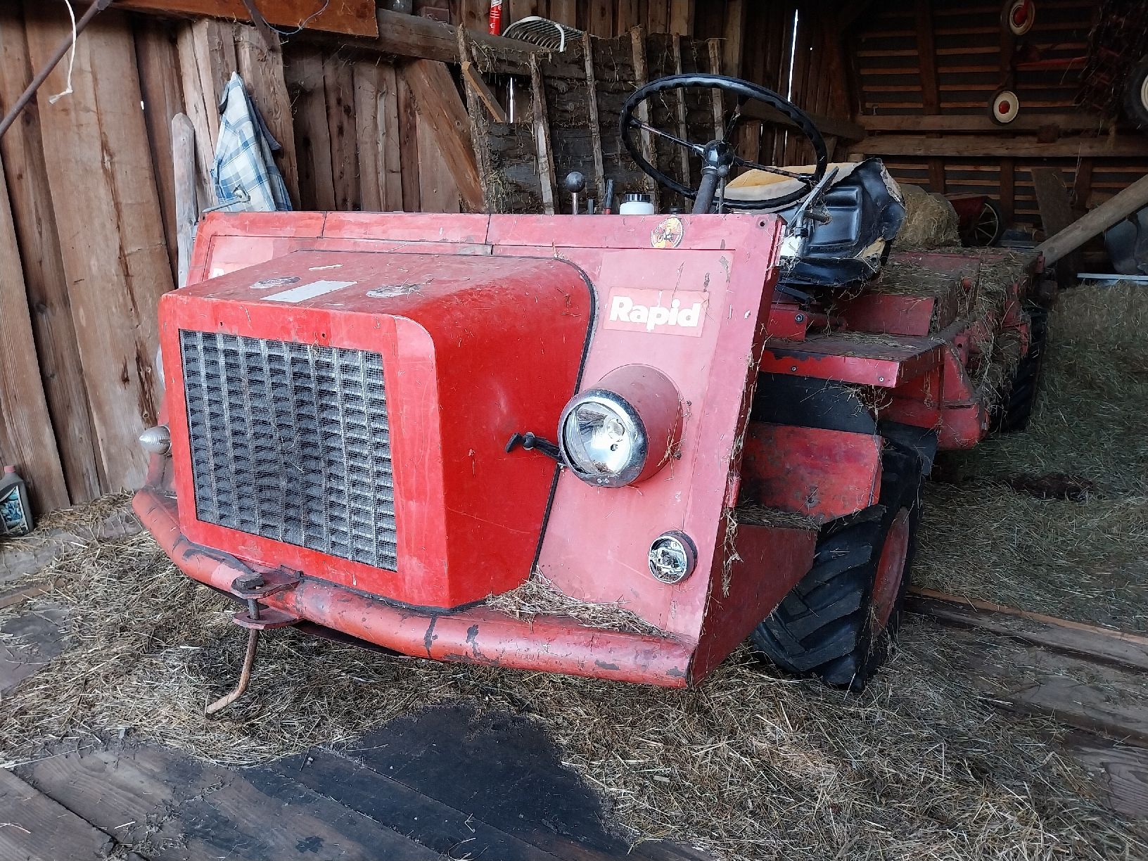 Rapid Tracteurs: Rapid Cargotrac 12 – Défectueux à Galgenen par mar_8s7m