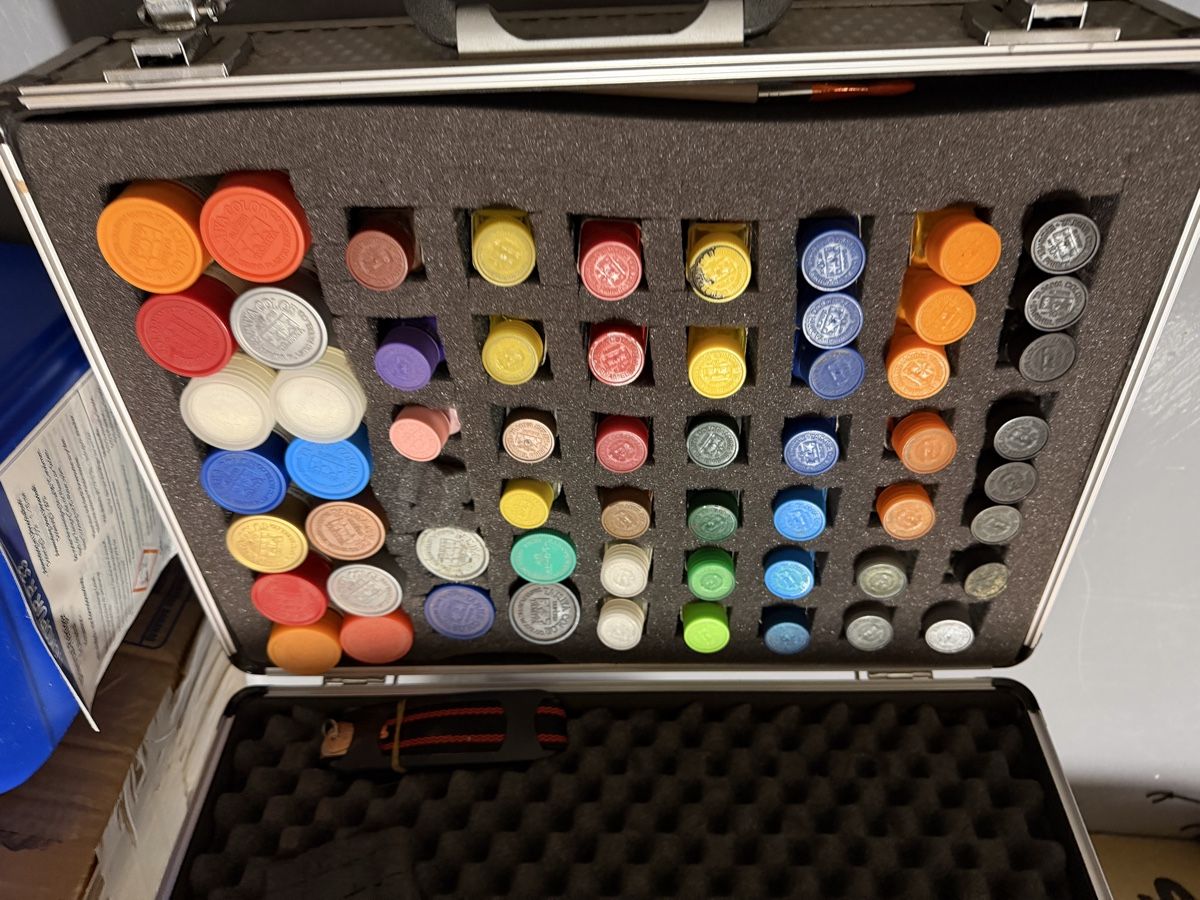 Colori: Tanya modellbaufarben inkl. Koffer – Usato da Abtwil AG venduto da be5pc