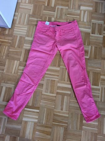 Jeggins von Benetton (Farbe beeri)