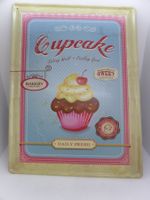 Plaque métal décor CUPCAKE DE 2023