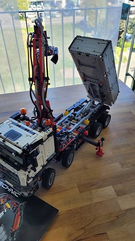 Lego Kit di costruzioni: Mercedes Arocs 42043 – Usato da Olten venduto da Einwegparadies 1