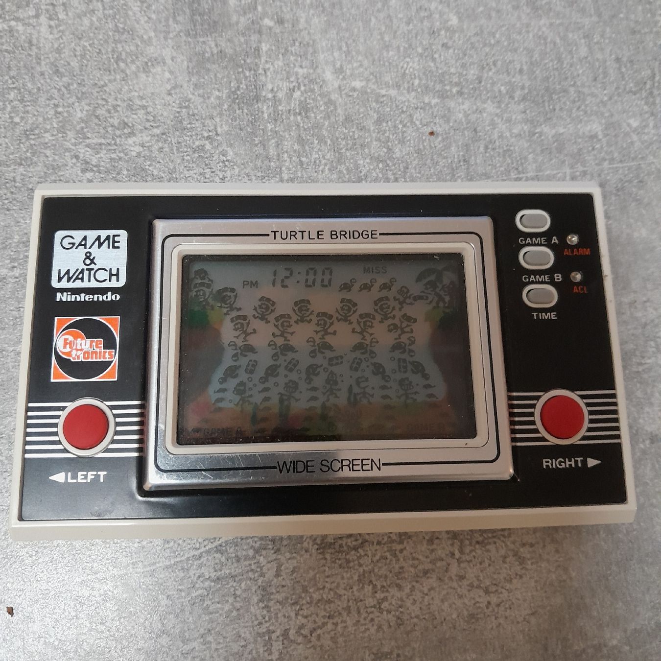 game&watch Console: nintendo game&watch – Usato da Fribourg venduto da Sami1177
