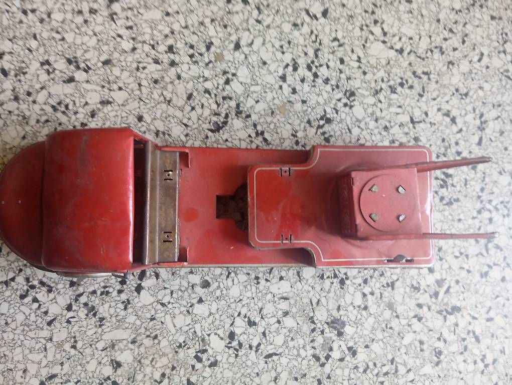 Jouets: Blech Feuerwehr Laster – D'occasion à Basel par Petergunn 1