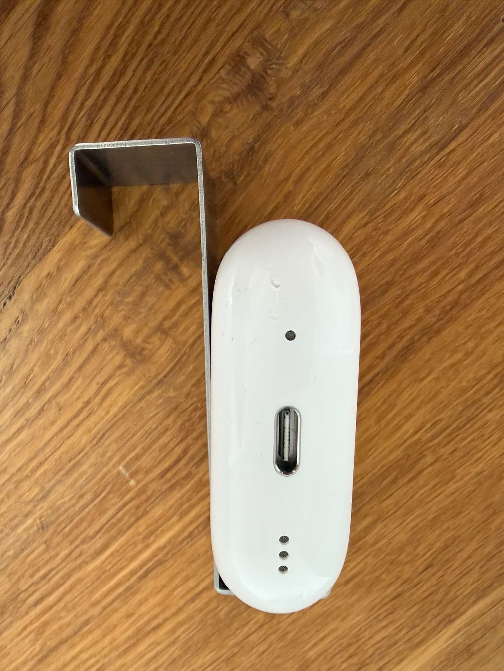 Apple Cuffie: APPLE AirPods Pro 2 Charging Case – Usato da Lausanne venduto da Nine1982 8