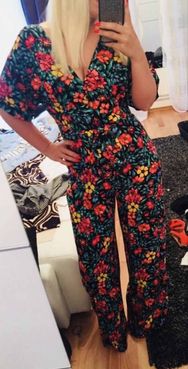 Mango Jumpsuits: FLORAL-JUMPSUIT VON MANGO gr S-M – Gebraucht aus Schaffhausen von rot_yyy7 1