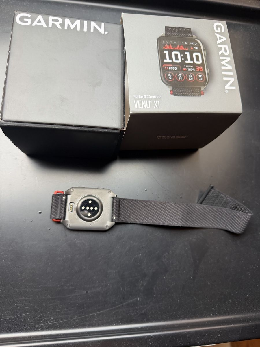 Garmin Smartwatch: Garmin Venu 1X – Neuf (Voir description) à Kappelen par delvin 2