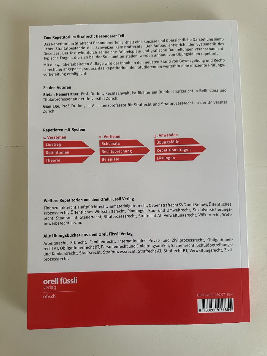 Libri: Repetitorium Strafrecht - Besonderer Teil – Nuovo (secondo la descrizione) da Schmitten FR venduto da sif_kk9p 1