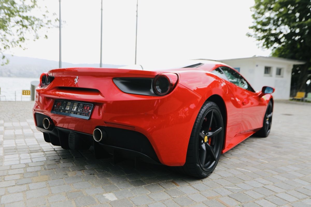 Ferrari Automobili: Ferrari 488 GTB, Top Zustand – Usato da Luzern venduto da Christian-07 4