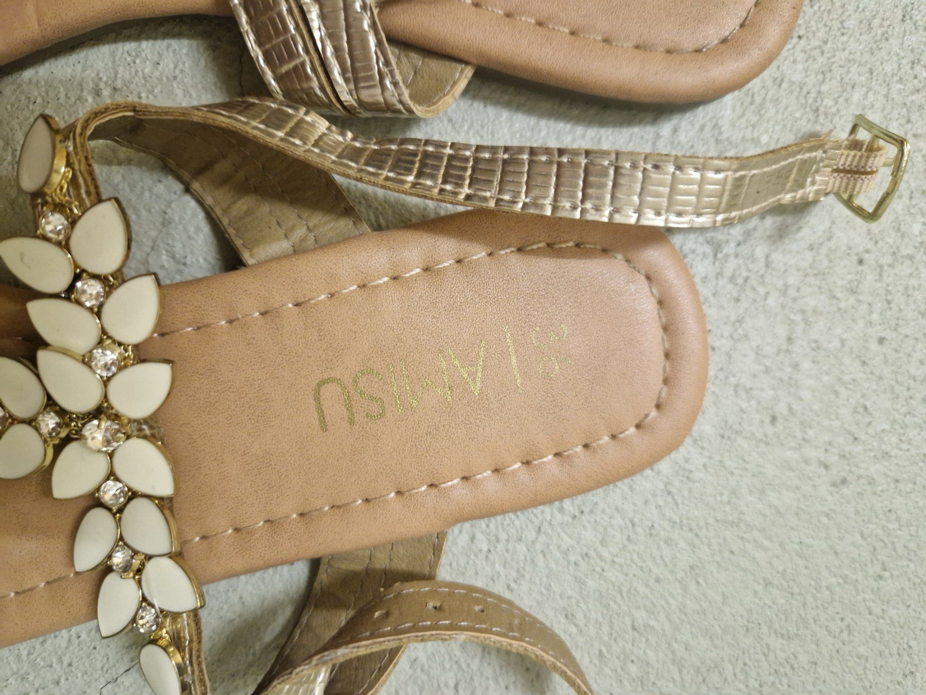 Scarpe da donna: Sandalen – Usato da Watt venduto da Rex87 1