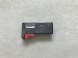 Batterietester für alle Batterien/Akkus (Analoganzeige)