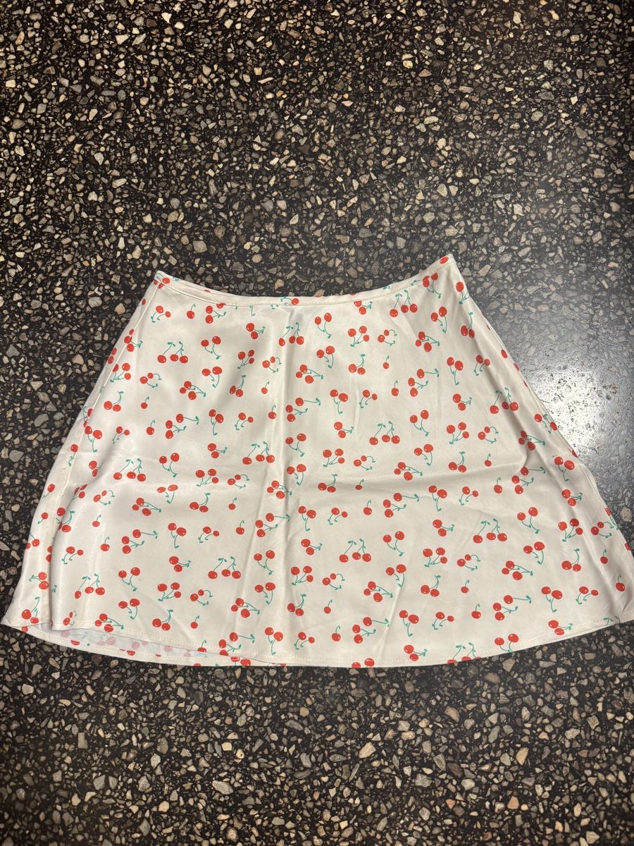 Zara Gonne: Zara mini skirt size small – Usato da Zürich venduto da gva_r9gs
