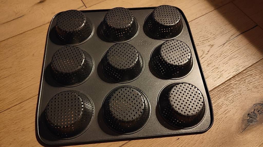 Teglie da forno: Teglia per muffin in acciaio – Nuovo (secondo la descrizione) da Lugano venduto da claudio.luga 2