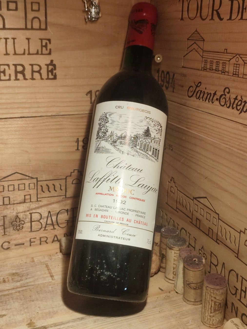 Vino: 1992 Medoc, Chateau Laffitte Laujac – Nuovo e nell'imballaggio originale da Büsserach venduto da Vintage-vins