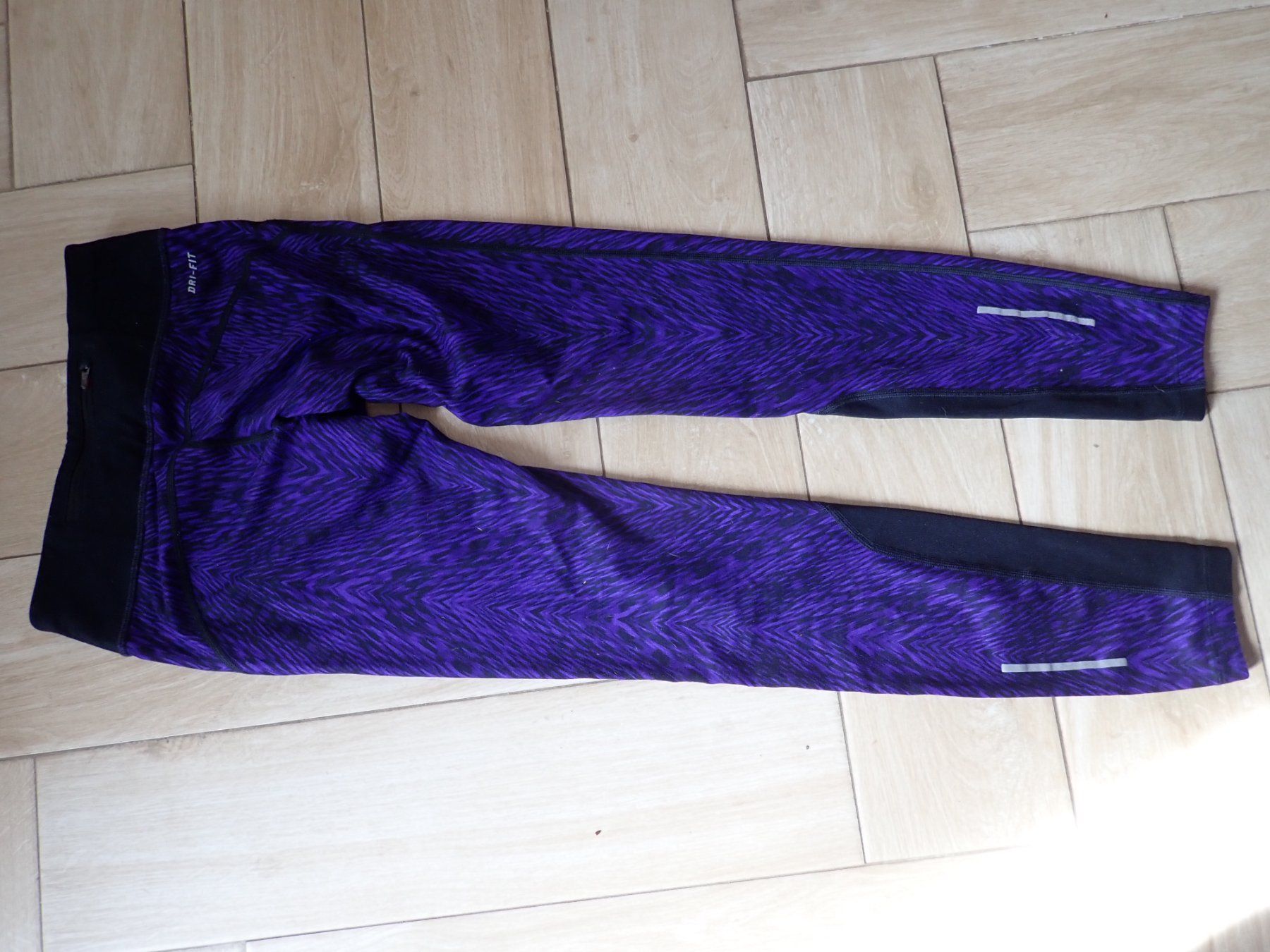 Strumpfhosen & Leggings: Legging Nike XS – Gebraucht aus Petit-Lancy von camping_car 2