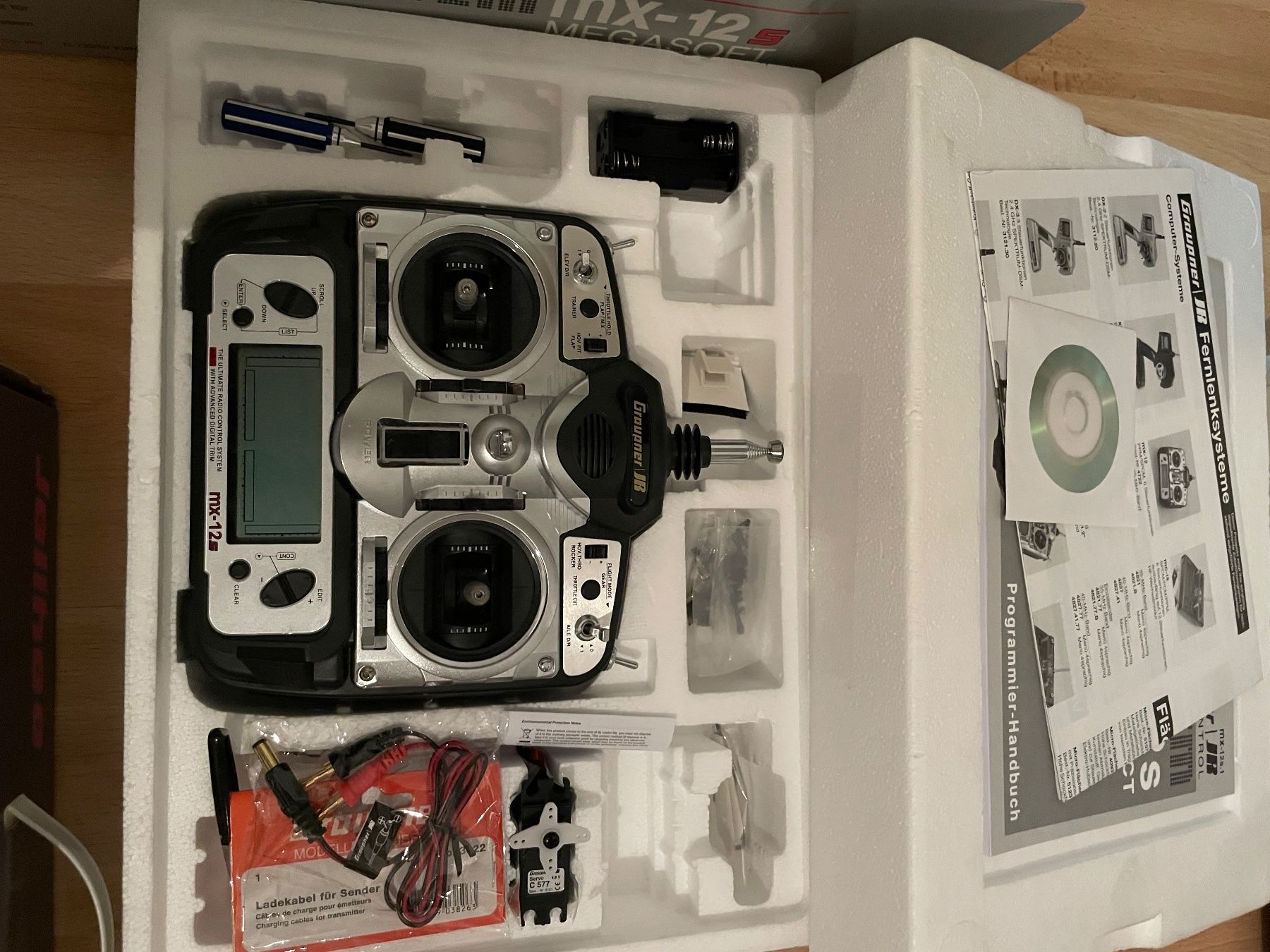 Blade RC Kits de montage: Hélicoptère télécommandé – D'occasion à le locle par caryl 6