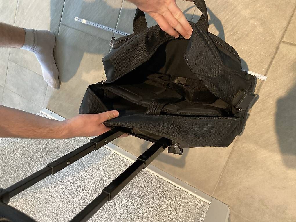 Koffer & Taschen: Aktentasche mit Räder – Gebraucht aus Tägerwilen von pir_7lr9