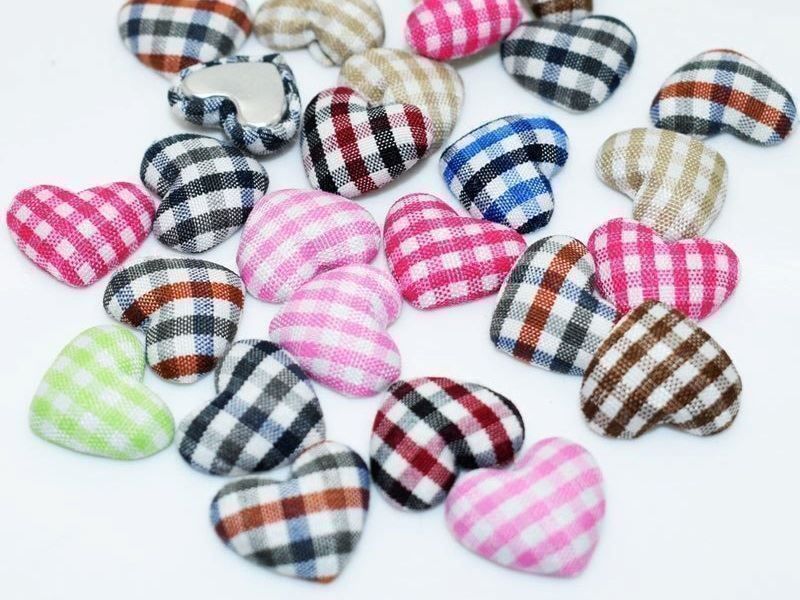 Bottoni: 50 GEMISCHTE HERZ KNÖPFE - STOFFKNÖPF - BASTELN – Nuovo e nell'imballaggio originale da Kriens venduto da swissgadget