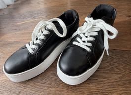 Liu Jo Sneaker schwarz weiss, hohe Sohle Gr.38