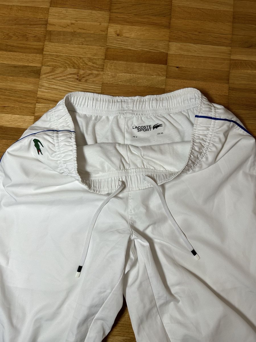 Lacoste Pantaloni: Lacoste Trackpants weiss Grösse XS – Usato da Bern venduto da sor_5lyt 4