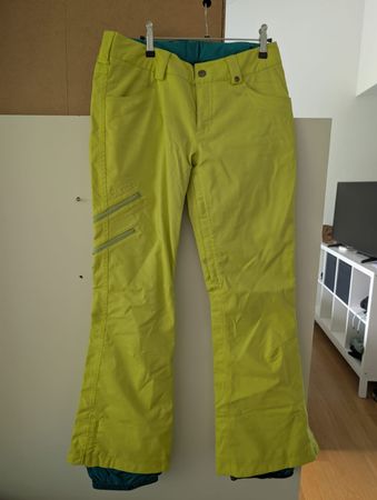 Eine Snowboardhose von Burton, Gr. M