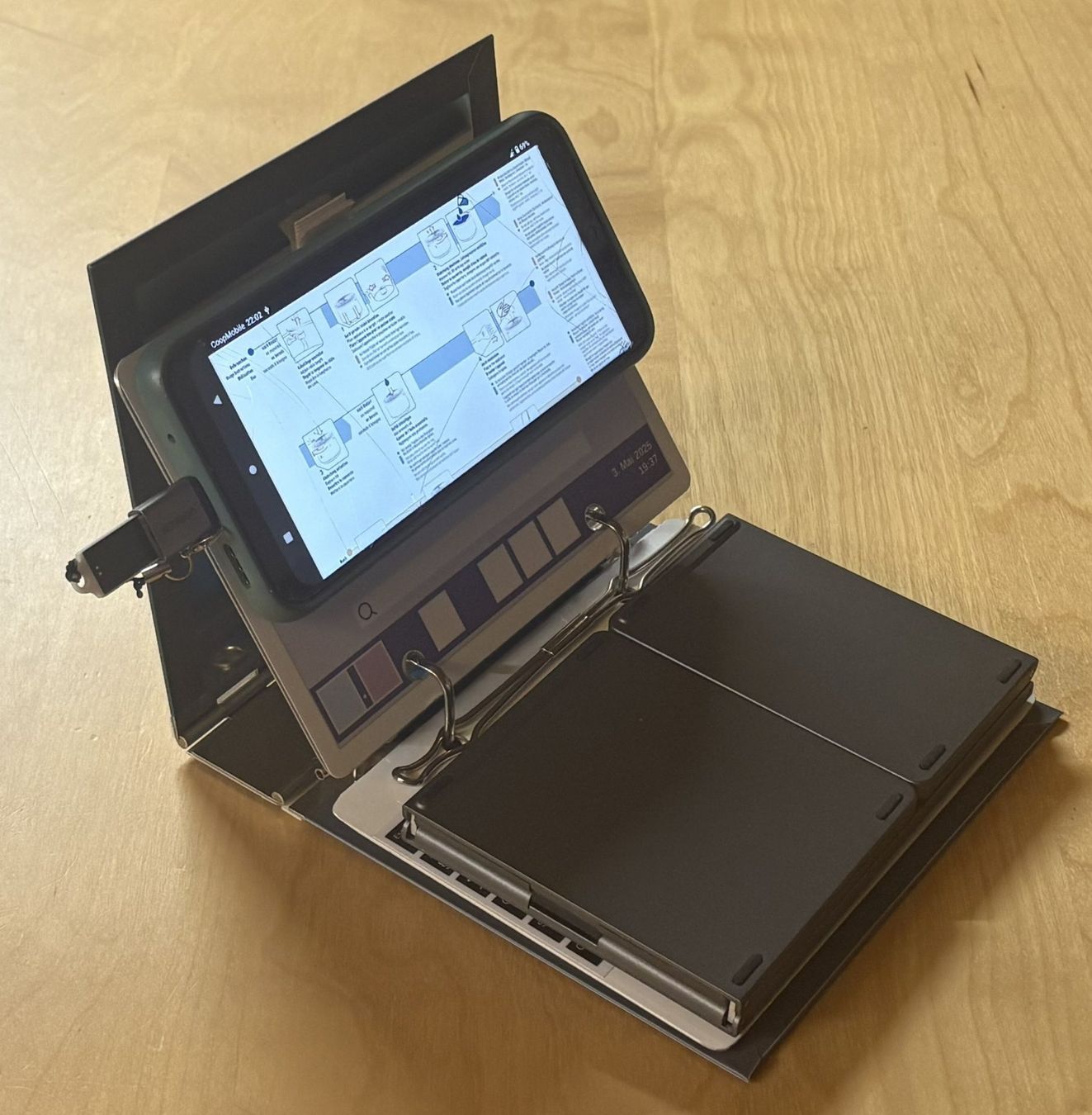 Staffe: NEU: Smartphone wird zum Mini-Laptop – Tech-Gadget – Nuovo e nell'imballaggio originale da Oeschgen venduto da AZW_GmbH 6