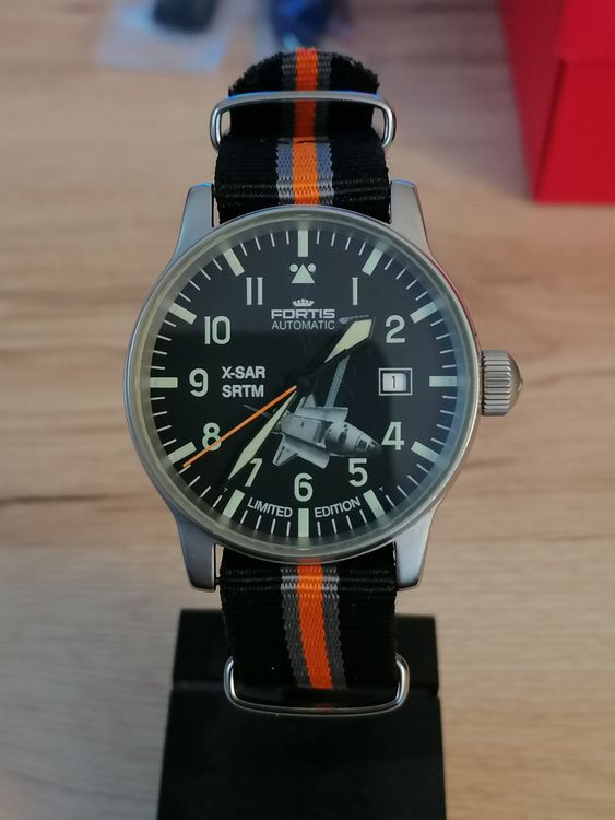 559683_8